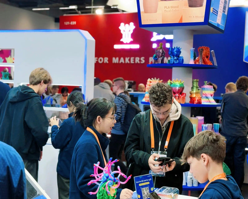 Formnext 2025 exhibition display inviting visitors to follow LANDU official channels for the latest 3D printing updates.